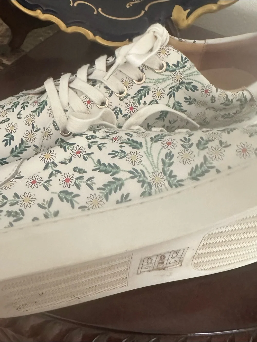 Jack Rogers casual low